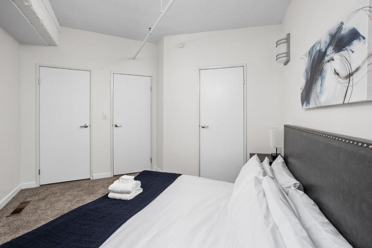 2Br 2Ba In The Block Apartment By Cozysuites Indianapolis Bagian luar foto